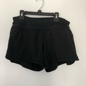 Lululemon runtime shorts size 6
